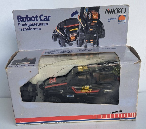 Retr Nikko tvirnyts aut - robot transzformer.80 as vek