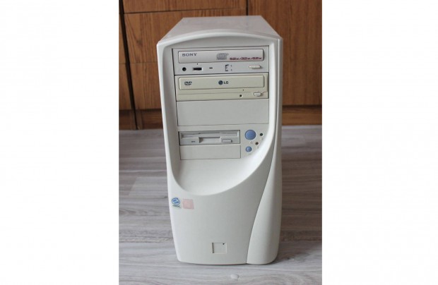 Retr PC 2003: 512 MB, 2 x HDD, 2 x DVD/CD, floppy, stb