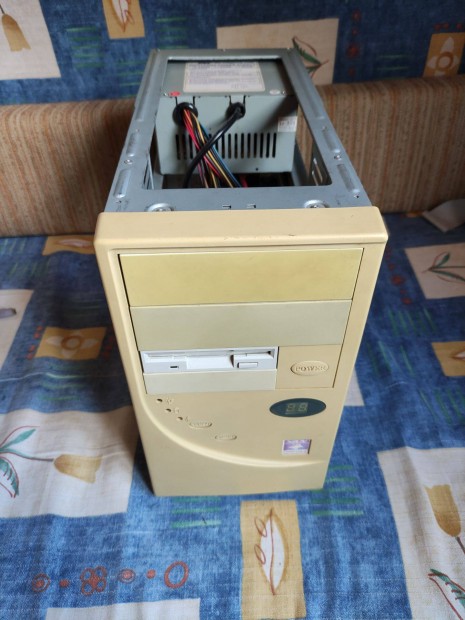 Retró Pentium asztali PC