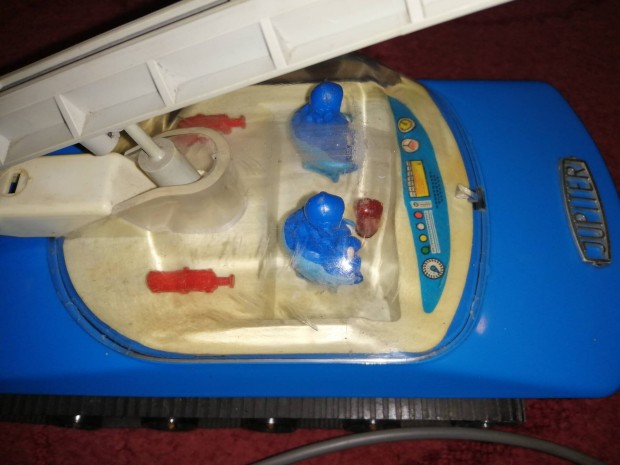 Retro Piko-Anker Jupiter távirányítós holdjáró.