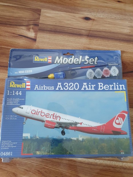 Retro Rewell Airbus A320 festhet makett, bontatlan 