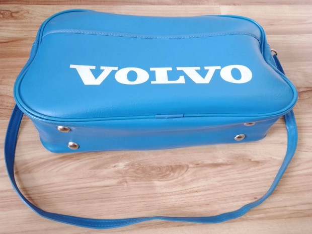 Retró Volvo műbőr váll sport táska kézi poggyász kék 1970-1980as évek