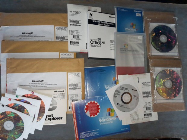 Retro Windows telept csomag 13 db lemez szoftver XP Vista Szerver