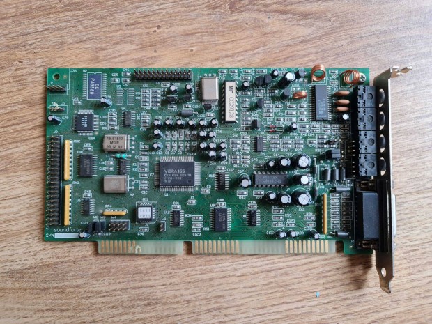 Retro, rgi ISA Sound Blaster hangkrtyk eladk