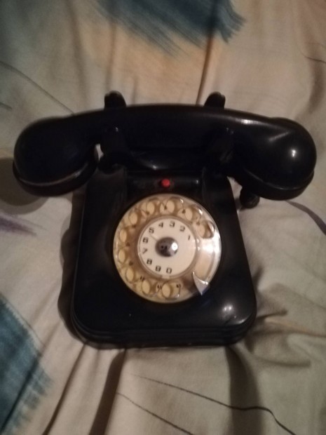 Retro, rgi trcss telefon magyar posta tulajdona felirattal