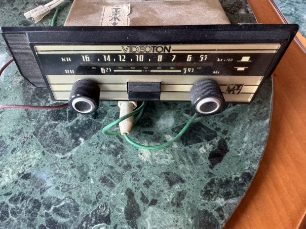 Retro auto radio Lada Fiat videoton RD3603