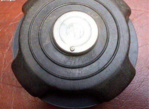 Retro aut� tanksapka