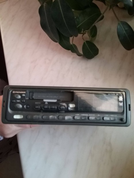 Retr� aut�sr�di�k elad�k