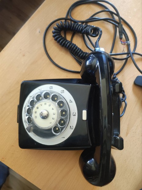 Retro bakelit telefon!