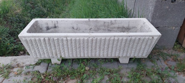 Retro beton virg tart