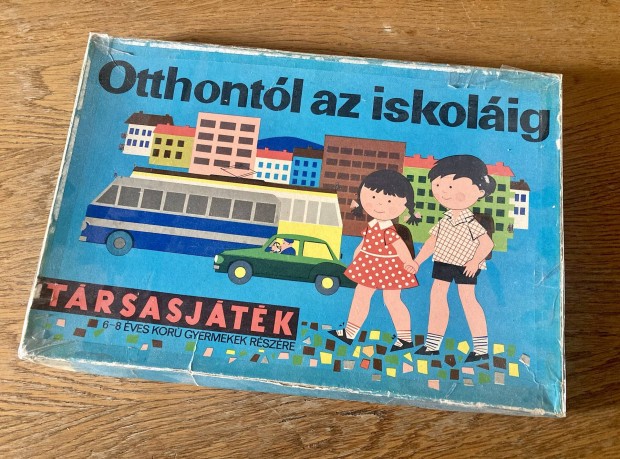 Retr rdekessg! Otthontl az iskolig - trsas