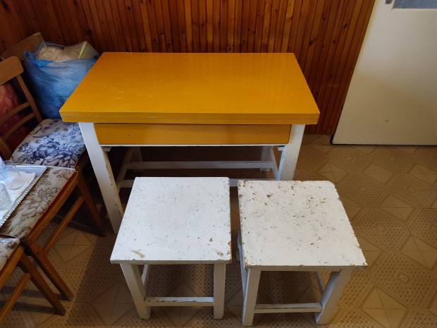 Retró étkező asztal kinyitható, fiókos