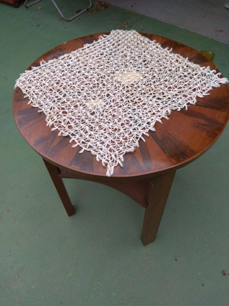 Retr fa asztal krasztal