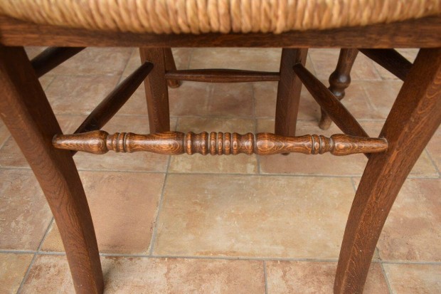 Retro fa asztal szkekkel