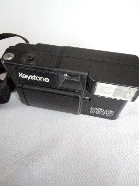 Retró filmes automata hibátlan fényképezőgép Keystone Evefflash 3570