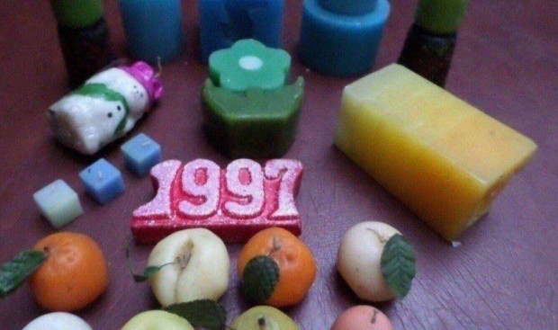 Retro gyertya gyűjtemény kézműves 21 db