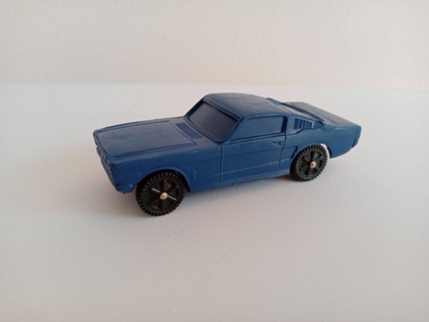 Retro kk szn gumi Ford Mustang NP Norddeutsche Plastic