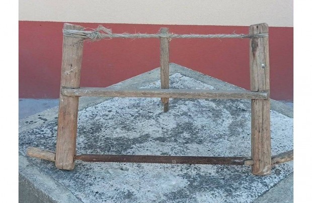 Retr� k�zif�r�sz elad�