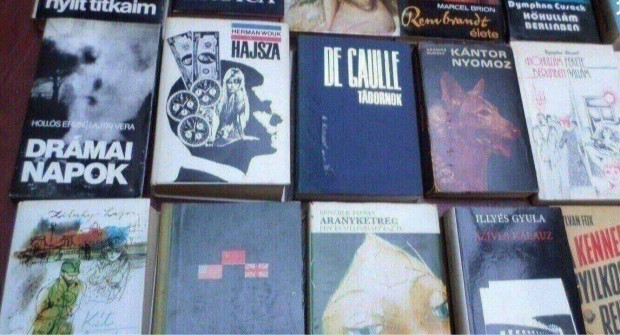 Retro k�nyv sikerk�nyv gy�jtem�ny