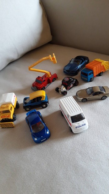 Retr modellautk eladk,Matchbox,Burago,Hot Wheels