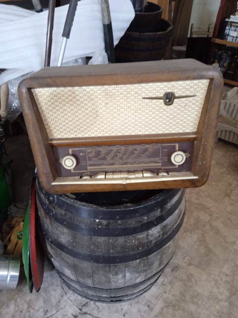 Retr� r�di� (1950-60)