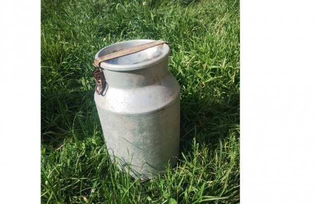 Retro régi 5 literes aluminium tejes kanna bödön