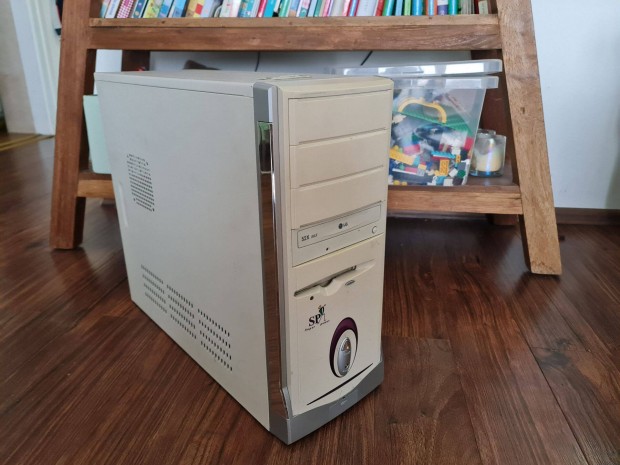 Retro rgi Pentium 4 szmtgp friss Windows XP rendszerrel