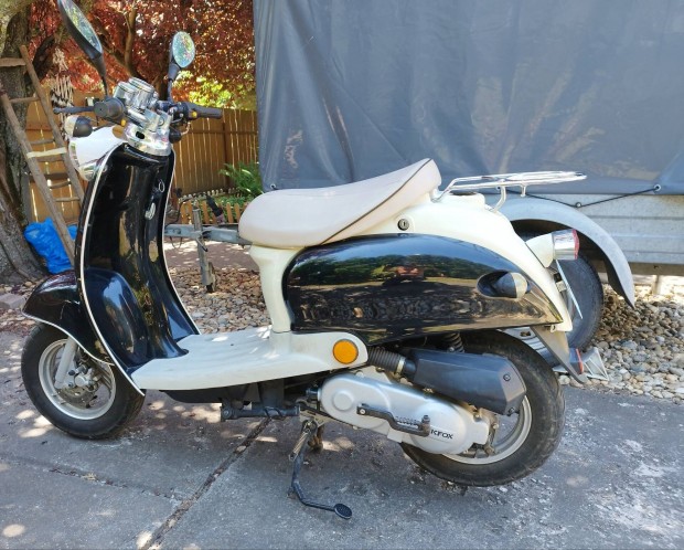 Retro robogo 1770 km