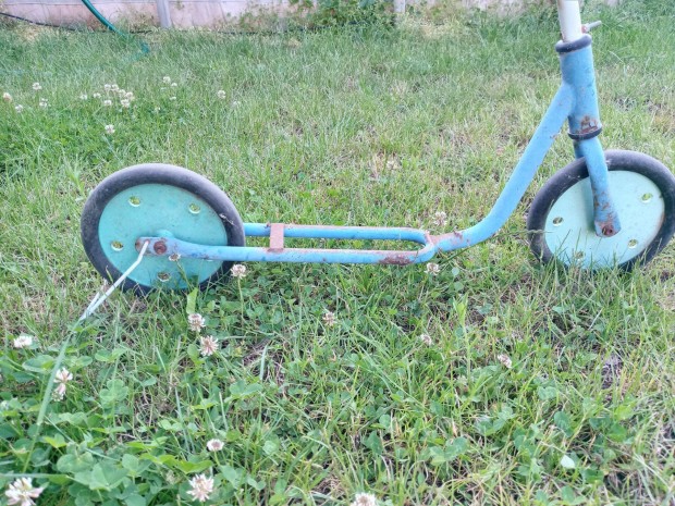Retro roller