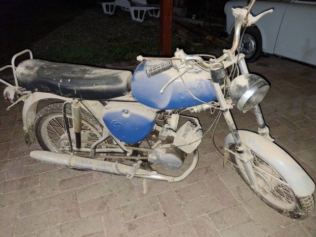 Retro simson j gazdt keres