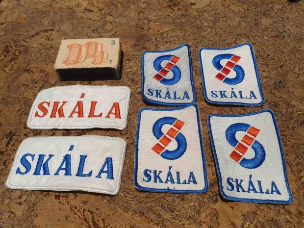 Retro sk�l�s ruha felvarr�k sk�la coop szocre�l k�d�r