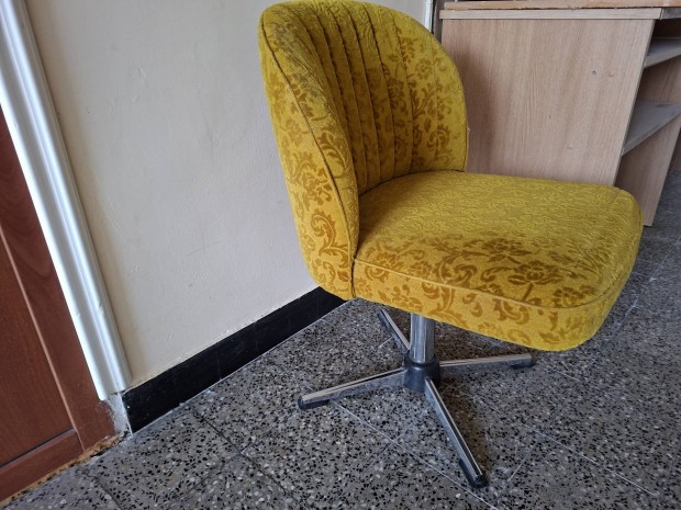 Retro szék 1 db