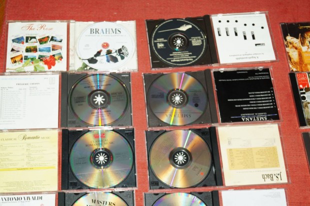 Retr tanya 15+1 CD lemez klasszikus albumok Vivaldi Brahms Chopin