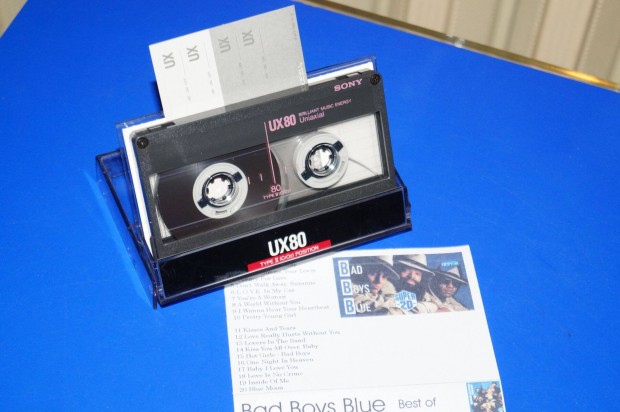 Retr tanya Sony UX 80 chrom magn kazetta Bad Boys Blue best of lista