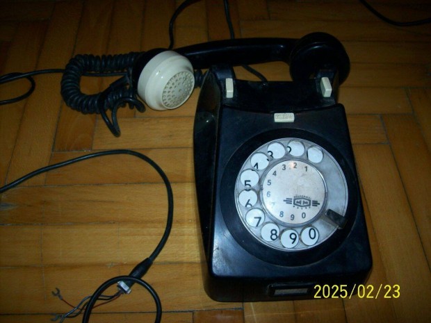 Retro trcss telefon CB76MM-Mechanikai Mvek(Fekete-Picit fehr)