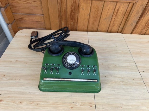 Retro telefonkzpont