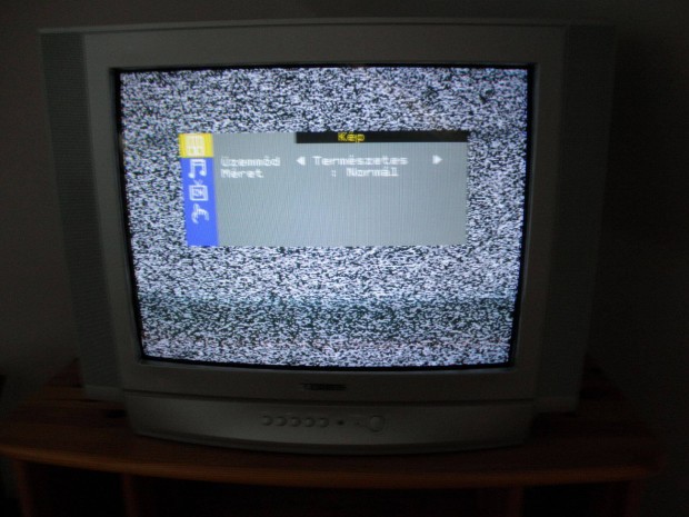 Retr televzi elad