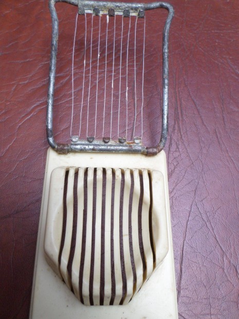 Retro tojás szeletelő NDK 1970