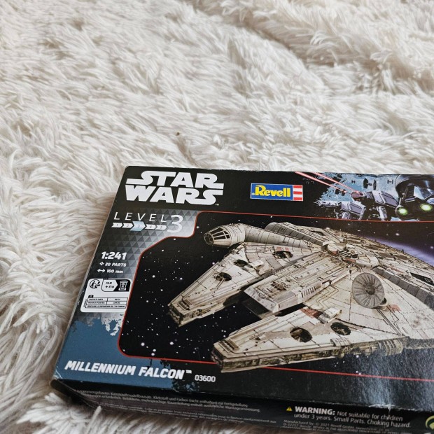 Revell Star Wars Millennium Falcon 1:241 (03600) j dobozos