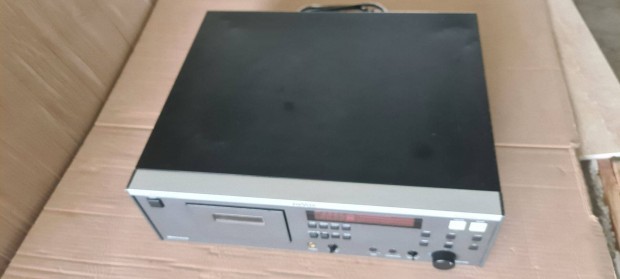 Revox C115 Professzionlis kazetts magn elad