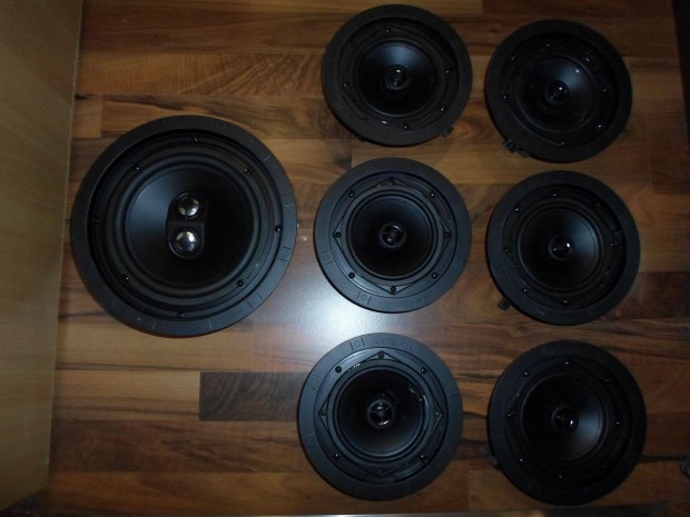 Revox Inceiling i52 6db és i82 1db mennyezetbe építhető hangszóró szet