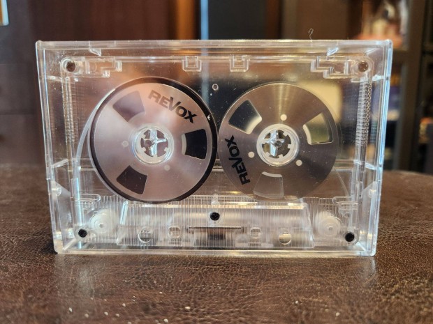 Revox feliratos dizjn magn kazetta cassette