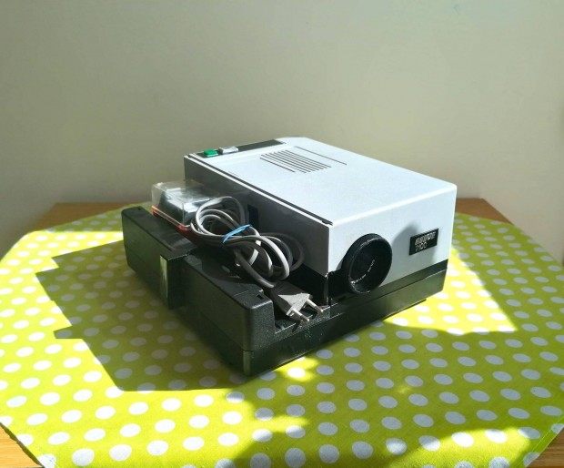 Revue 2100 Vintage Diaprojector