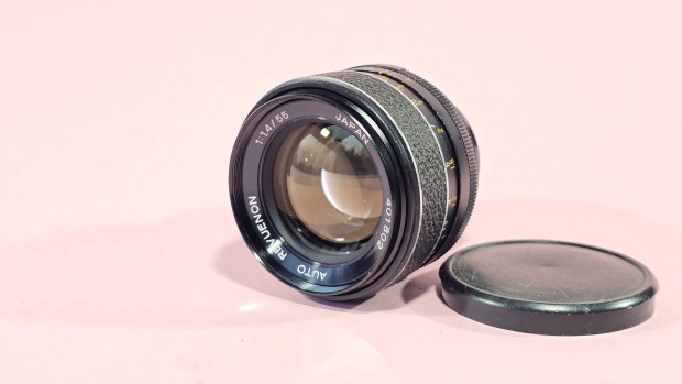 Revue revuenon 1.4/55mm objekt�v m42 55mm 