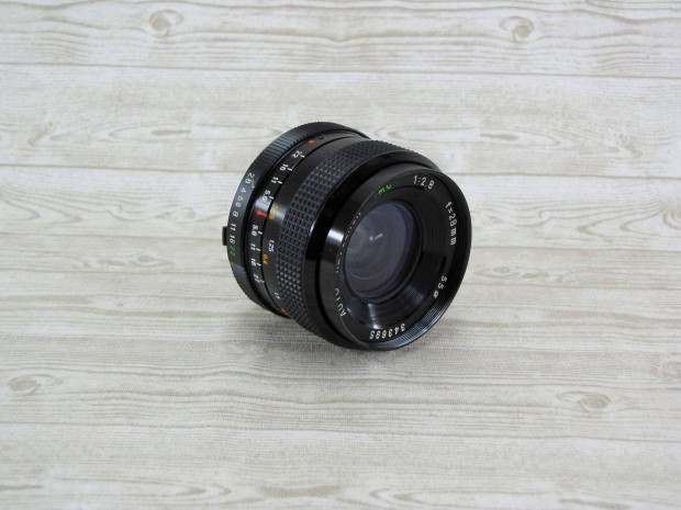 Revuenon 28mm 1:2.8 objektív - Minolta MD csatlakozással