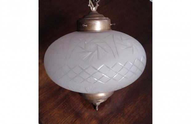 R�z-csill�r elad�