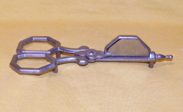 R�z gyertyaolt� oll�