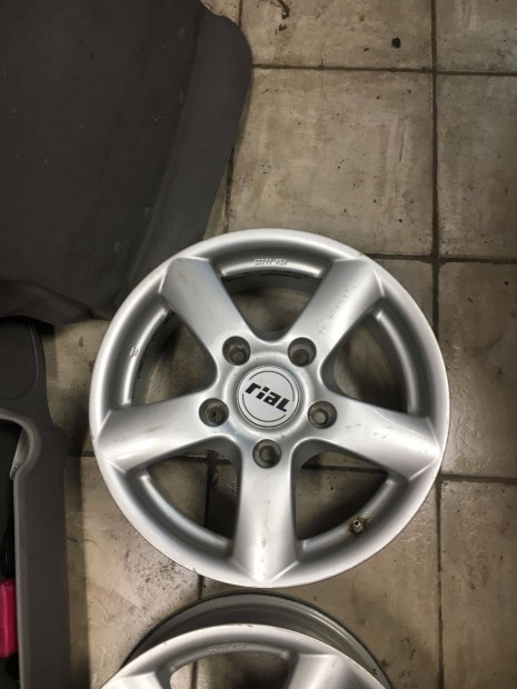 Rial 16" Alufelni Szett