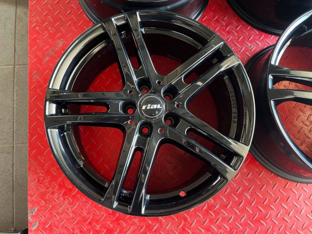 Rial 18" 5x108 fekete alufelni 18 coll Ford Volvo Peugeot Citroen