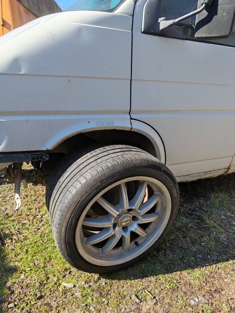 Rial alufelni 18 coll gumikkal merci vw audi